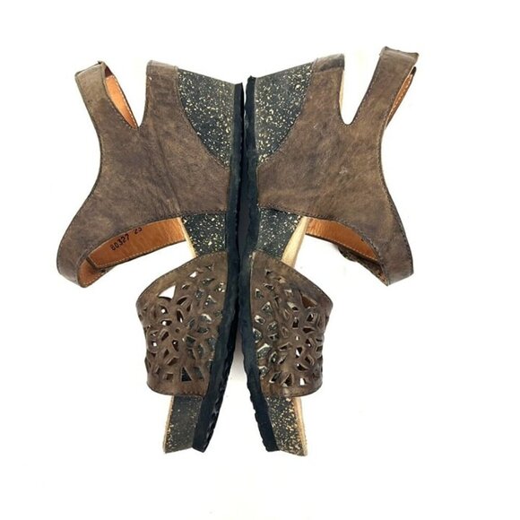 Think Zilli Wedge Leather Sandals EU 37 US 6.5 Taupe Cork Hook & Loop Boho Chic - Picture 4 of 7